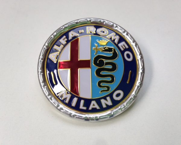 Emblème rond "Alfa Romeo Milano" plastique