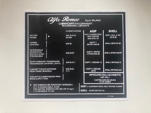 105005620598 Adhésif capot moteur 105 – Image 1